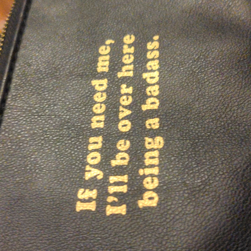 ♥️ NEW Badass pencil case in black and gold - GREAT GIFT